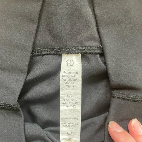 Lululemon Athletica Size 10 Black Capri Legging Bundle Size 10 - Picture 10 of 12